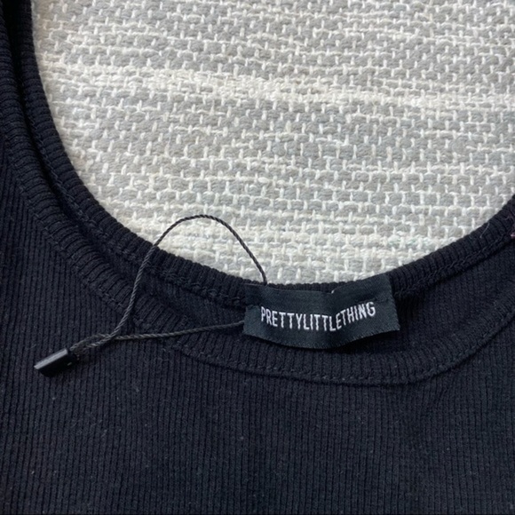 PrettyLittleThing Black Ribbed Sheer Balloon Sleeve Dot Crop Top Goth witchy - Picture 9 of 9